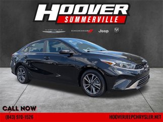 Used 2023 Kia Forte LXS image 1