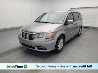 Used 2016 Chrysler Town & Country Touring image 1