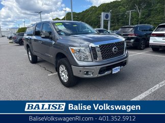Used 2018 Nissan Titan SV w/ SV Convenience Package image 1