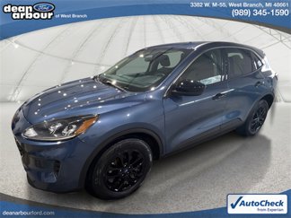Used 2020 Ford Escape SE image 1