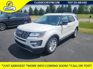Used 2017 Ford Explorer XLT w/ Equipment Group 201A image 1
