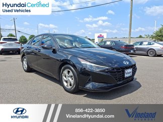 Used 2021 Hyundai Elantra SE image 1