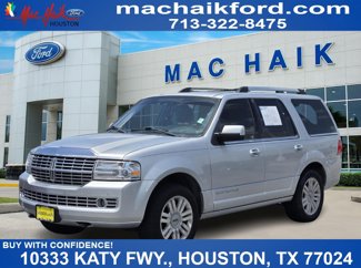 Used 2014 Lincoln Navigator 2WD image 1