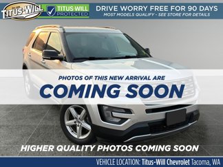 Used 2017 Ford Explorer XLT image 1