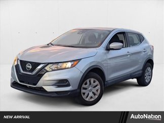 Used 2020 Nissan Rogue Sport S image 1