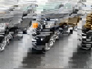 Used 2017 GMC Canyon SLE w/ All Terrain Package image 1