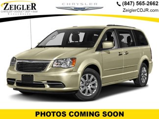 Used 2016 Chrysler Town & Country Touring w/ Driver Convenience Group image 1