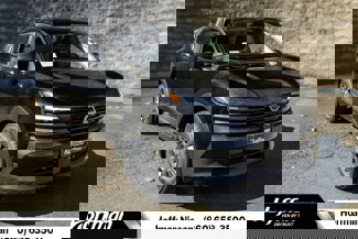 New 2025 Nissan Kicks S image 1