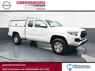 Used 2022 Toyota Tacoma SR image 1