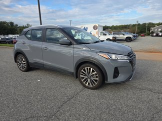 Used 2023 Nissan Kicks SV video 2