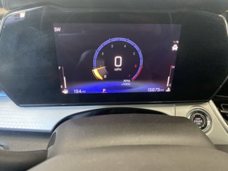 Used 2024 Chevrolet Trax LT w/ Sunroof Package image 1