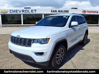 Used 2020 Jeep Grand Cherokee Laredo w/ Security & Convenience Group image 1