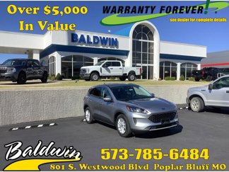 Used 2021 Ford Escape SE image 1