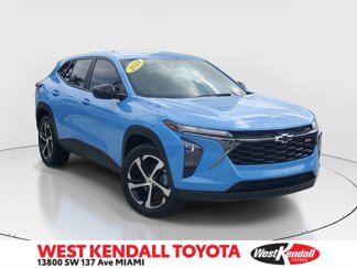Used 2024 Chevrolet Trax RS w/ Driver Confidence Package image 1