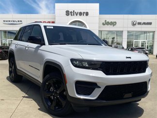 New 2025 Jeep Grand Cherokee Altitude image 1