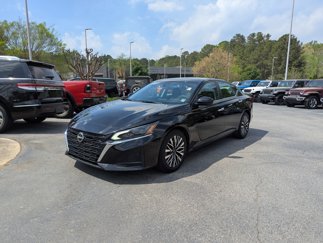 Used 2023 Nissan Altima 2.5 SV image 1