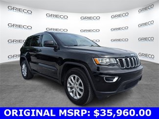 Used 2021 Jeep Grand Cherokee Laredo image 1
