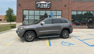 Used 2017 Jeep Grand Cherokee Limited image 1