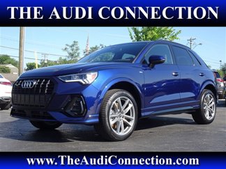 Certified 2025 Audi Q3 2.0T Premium w/ Convenience Package image 1