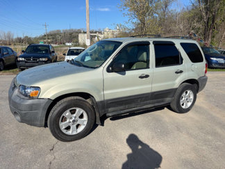 Used 2005 Ford Escape XLT image 1