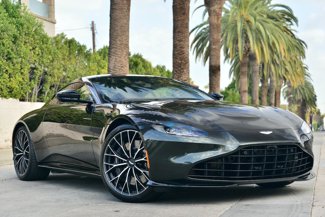 Used 2023 Aston Martin V8 Vantage Coupe image 1