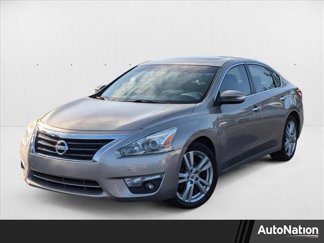 Used 2015 Nissan Altima 3.5 SL image 1