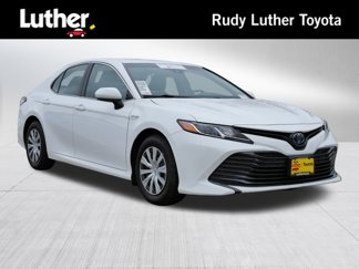 Certified 2018 Toyota Camry LE image 1