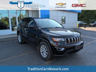 Used 2021 Jeep Grand Cherokee Laredo X image 1