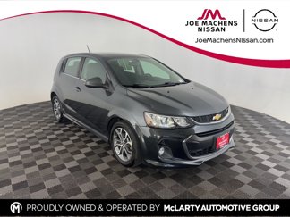 Used 2017 Chevrolet Sonic LT w/ Convenience Package image 1