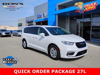 Used 2022 Chrysler Pacifica Touring-L image 1