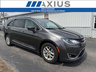 Used 2020 Chrysler Pacifica Touring-L image 1