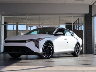 New 2025 Kia K4 EX image 1