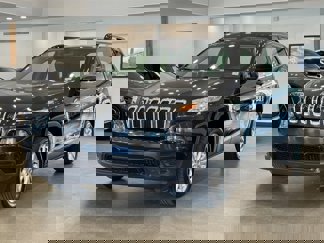 Used 2016 Jeep Cherokee Sport image 1