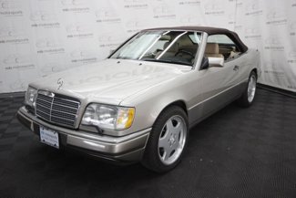 Used 1995 Mercedes-Benz E 320 Convertible image 1