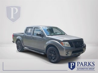 Used 2019 Nissan Frontier SV w/ Midnight Edition Floor Mats image 1