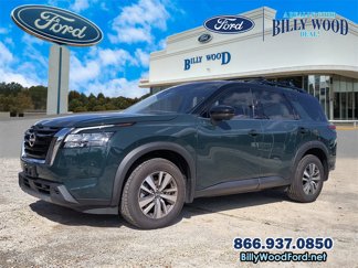 Used 2023 Nissan Pathfinder SL image 1