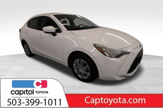 Used 2019 Toyota Yaris L image 1