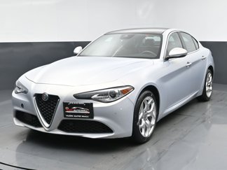Used 2021 Alfa Romeo Giulia Ti image 1