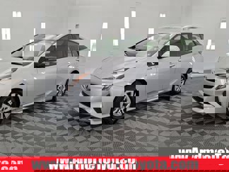 Used 2016 Toyota Prius Three image 1