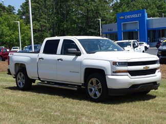 Used 2018 Chevrolet Silverado 1500 Custom w/ Custom Value Package image 1