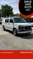 Used 2017 GMC Savana 2500 image 1