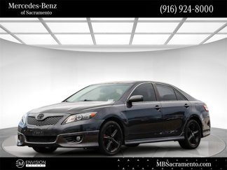 Used 2010 Toyota Camry SE image 1