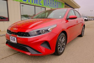 Used 2023 Kia Forte LXS image 1