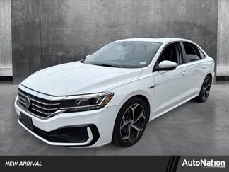 Used 2020 Volkswagen Passat 2.0T R-Line image 1