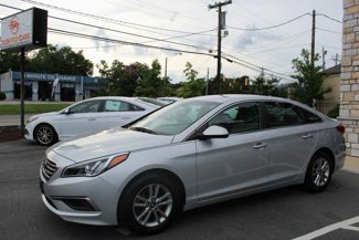 Used 2016 Hyundai Sonata SE image 1