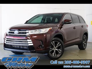 Used 2019 Toyota Highlander LE image 1