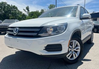 Used 2016 Volkswagen Tiguan S image 1