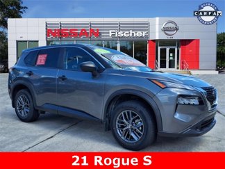 Used 2021 Nissan Rogue S image 1