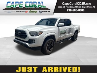 Used 2016 Toyota Tacoma SR5 image 1