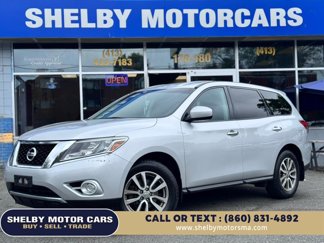 Used 2014 Nissan Pathfinder S image 1